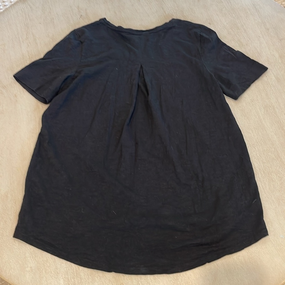 Chico’s Ultimate Tee | Size M - Picture 3 of 3